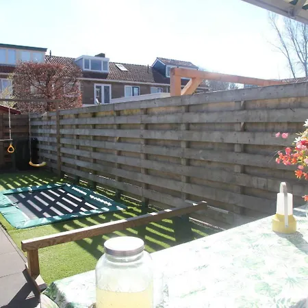 Paradijsje In Casa de Férias